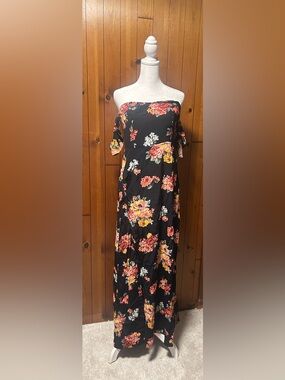 NEW Forever 21 Black Floral Off-Shoulder Maxi Dress
